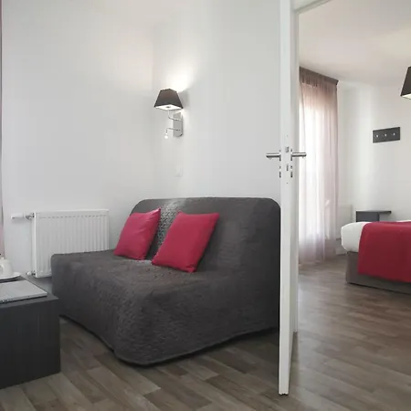 Odalys Paris 3*